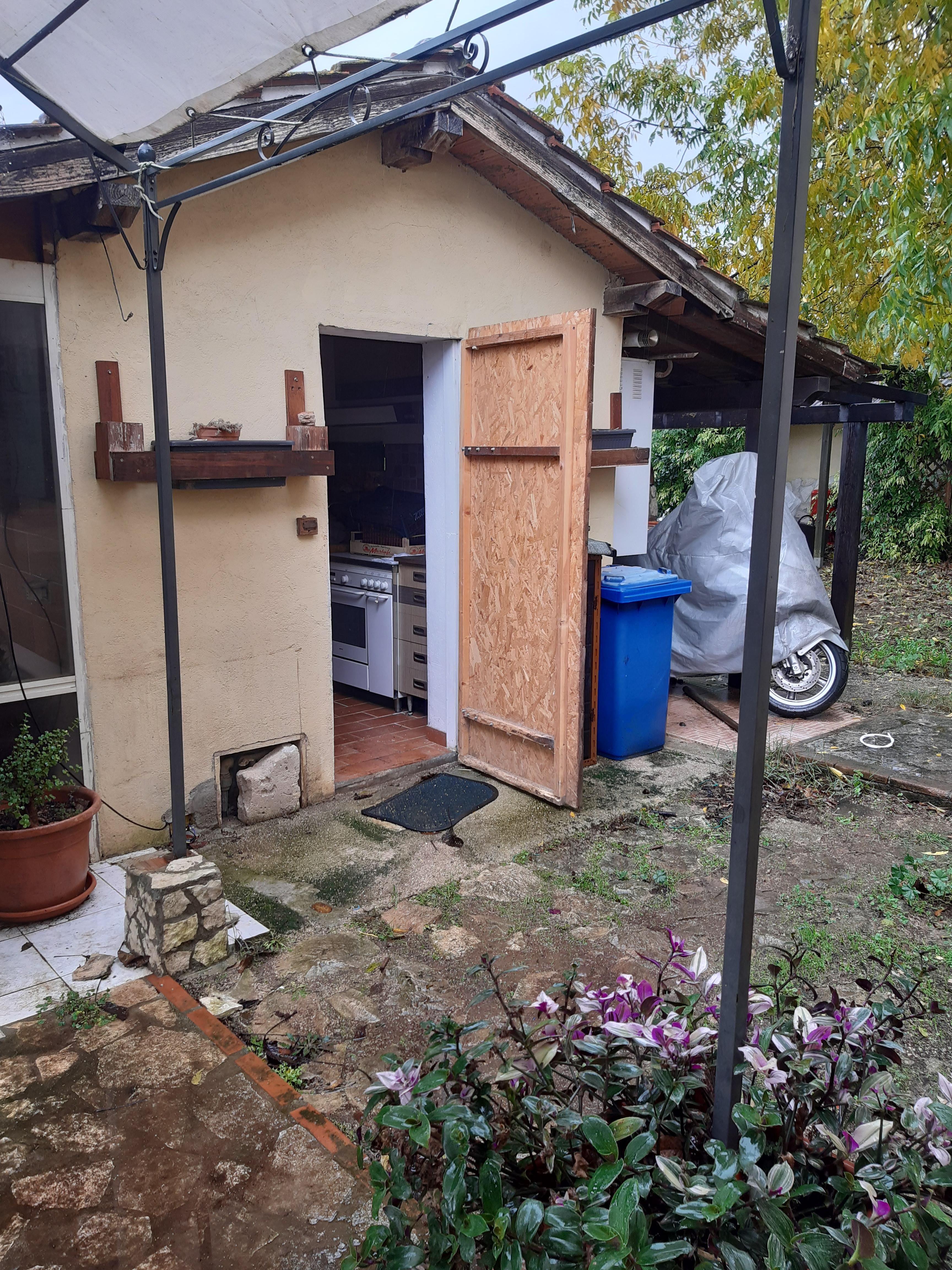 immobile appartamento all'asta in Via Ninfina - 04012 Cisterna di Latina (LT) - 2