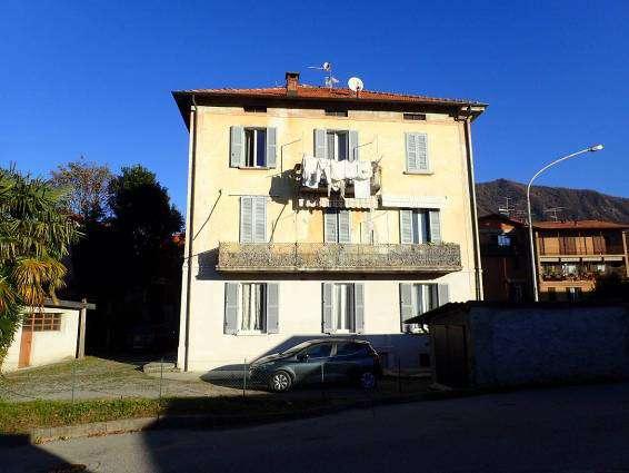 immobile appartamento all'asta in Via Piazza Santo Stefano 4 - 21014 Laveno-Mombello (VA) - 4