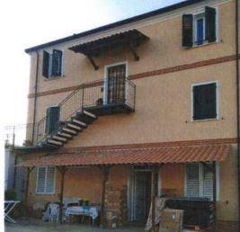 immobile appartamento all'asta in Via Contrada San Giovanni 116 - 63010 Montefiore dell'Aso (AP) - 1