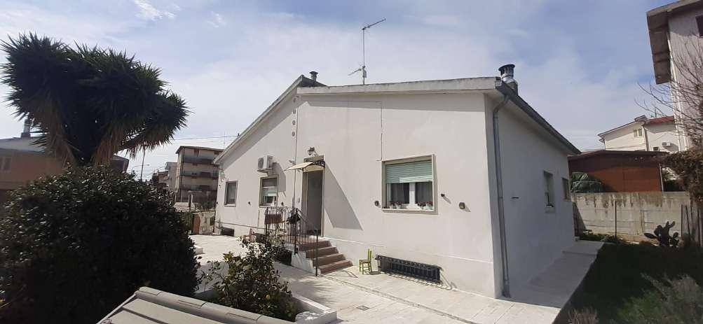 immobile appartamento all'asta in Via GARIBALDI 20/A - 86045 Portocannone (CB) - 1