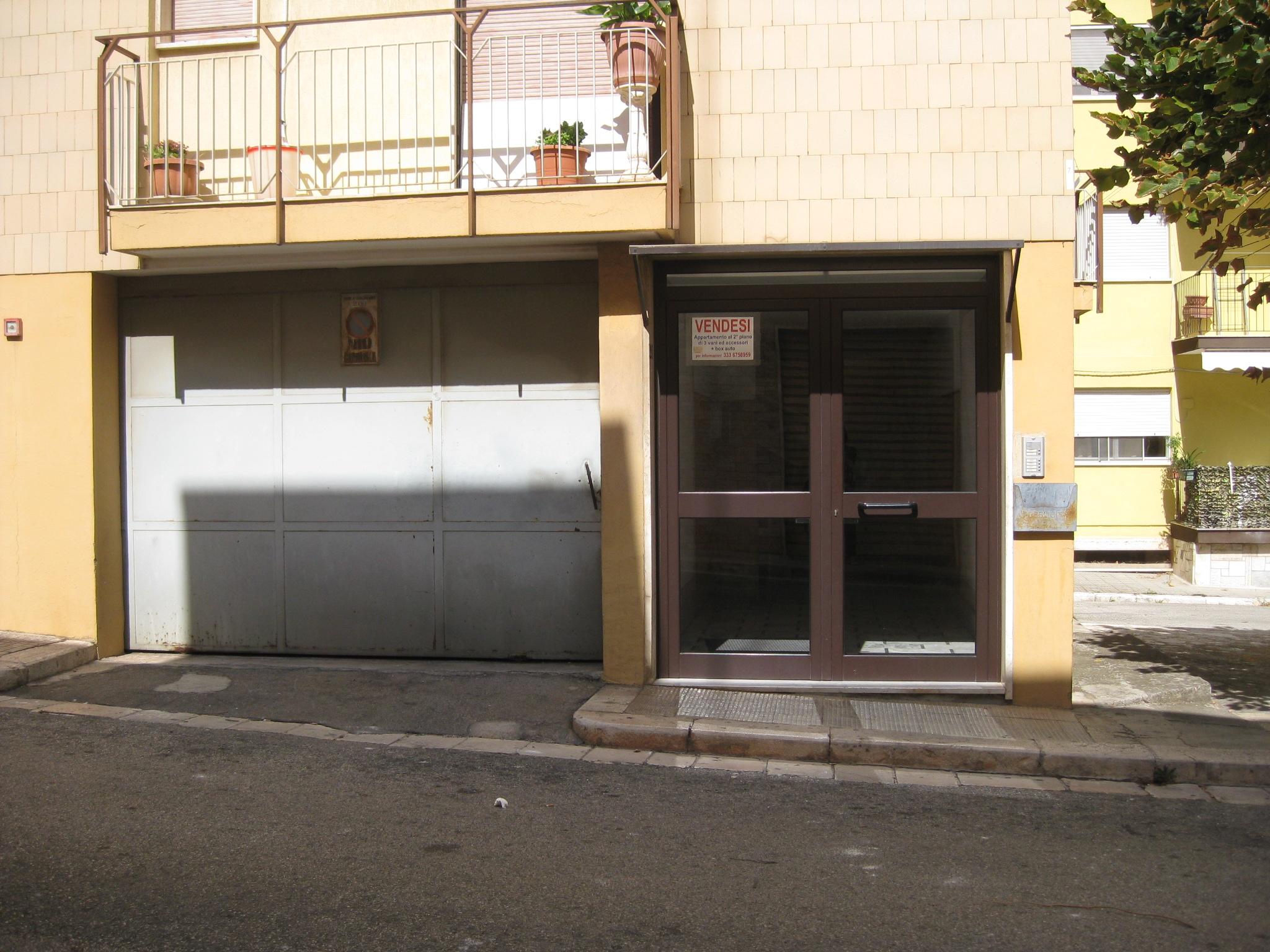 immobile appartamento all'asta in Via Vincenzo Fato, 28 - 70013 Castellana Grotte (BA) - 1