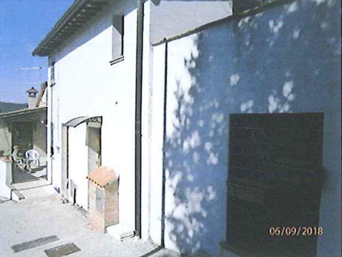 immobile appartamento all'asta in 06034 Volperino PG, Italia - 06034 Foligno (PG) - 2