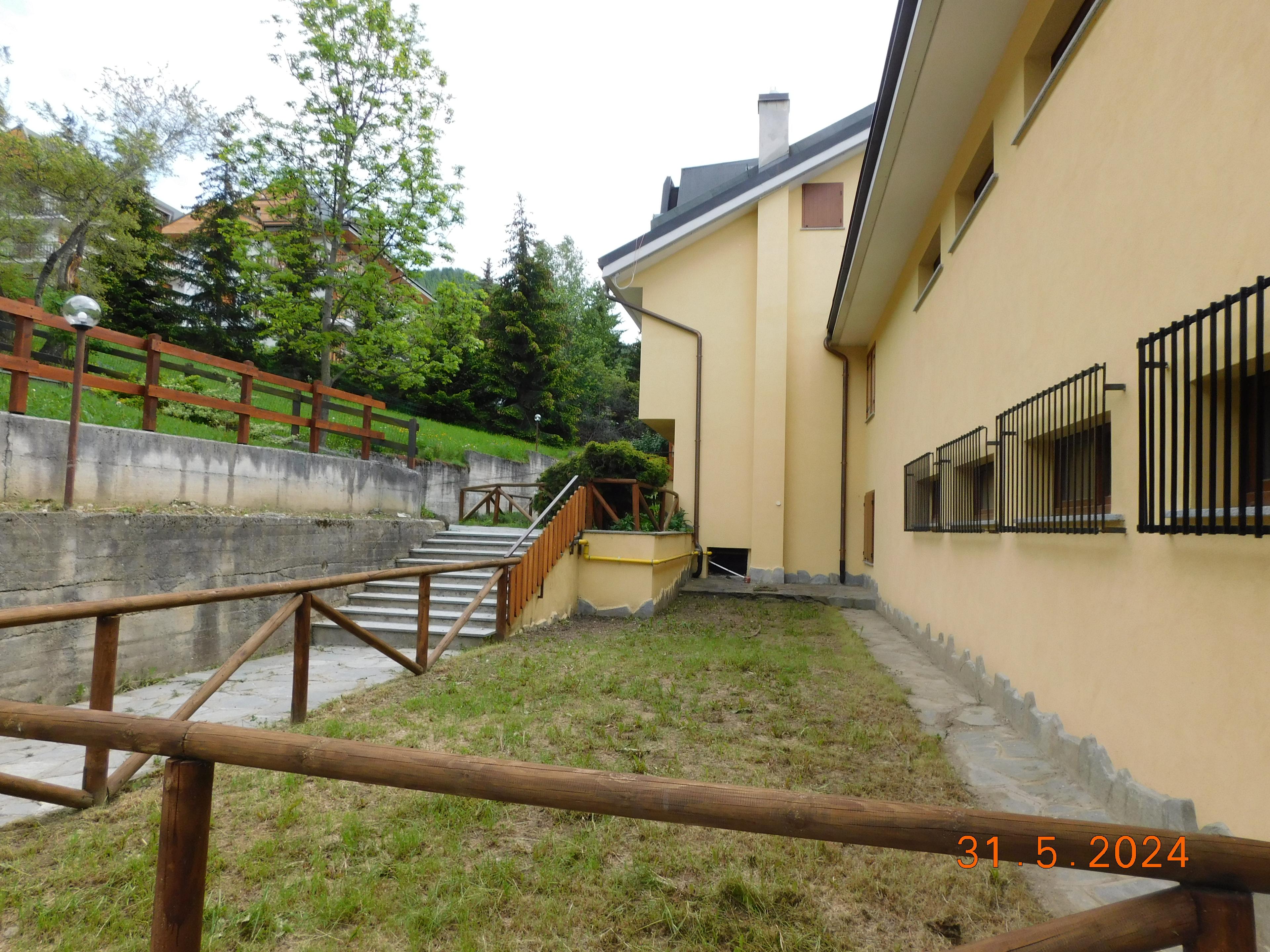 immobile appartamento all'asta in Via Oulx n 5 - 10050 Sauze d'Oulx (TO) - 2