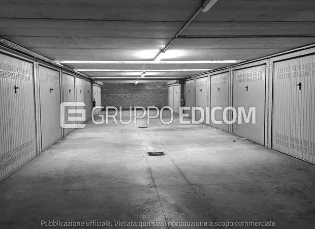 immobile attivita commerciale all'asta in Piazza Unità d'Italia - 25030 Castel Mella (BS) - 4