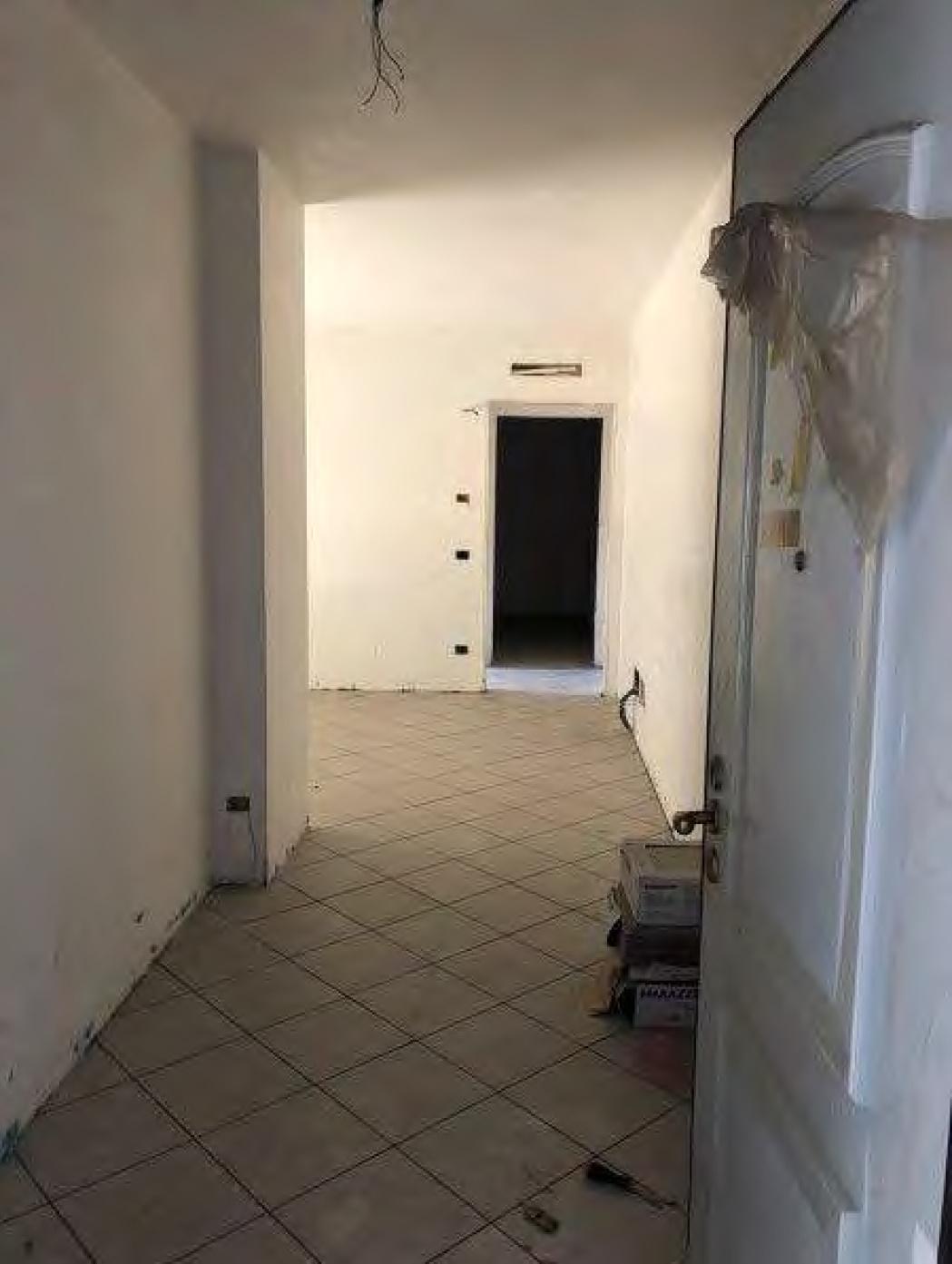 immobile appartamento all'asta in Via Giuseppe Garibaldi 77 - 20833 Giussano (MB) - 1
