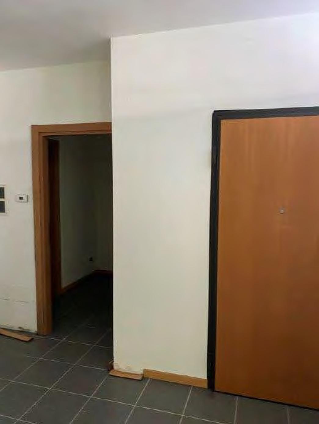 immobile negozio all'asta in Via Giuseppe Garibaldi 77 - 20833 Giussano (MB) - 1