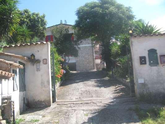 immobile appartamento all'asta in Via Amedeo Modigliani, 04020 Itri LT, Italia Itri, Latina - 2