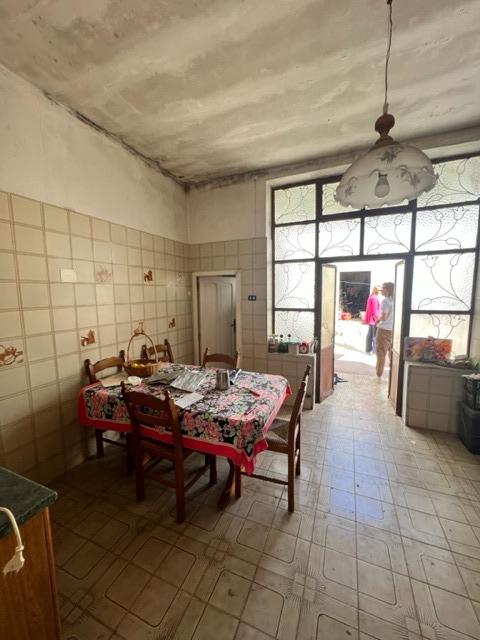 immobile appartamento all'asta in Via Alessandro Volta n45 - 73018 Squinzano (LE) - 2