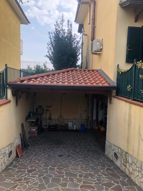 immobile villa all'asta in Via Vicinale Recapito, 57, 80014 Giugliano in Campania NA, Italia Giugliano In Campania, Napoli - 1