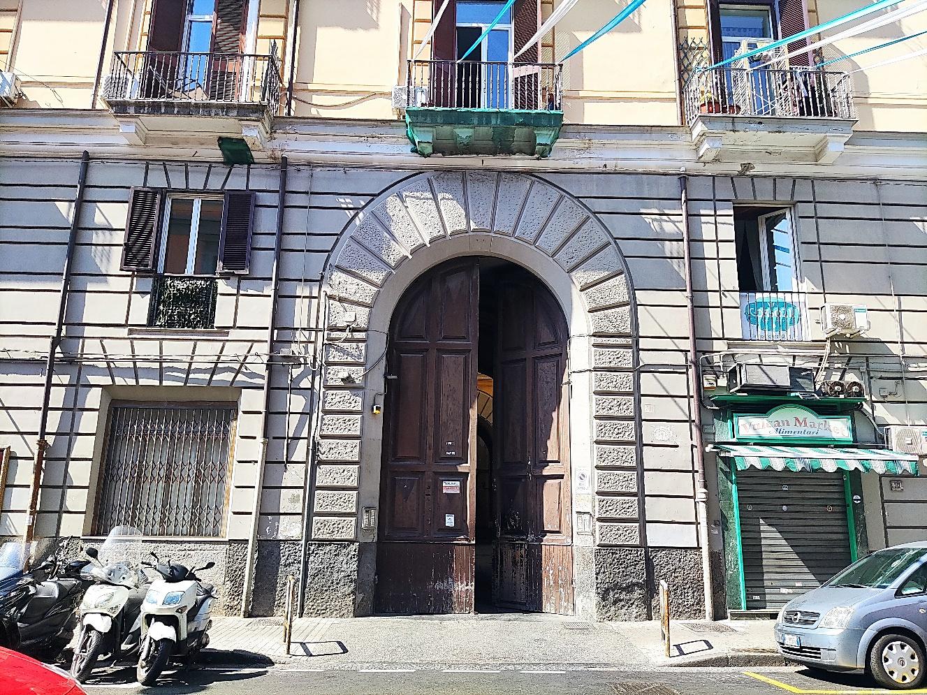 immobile appartamento all'asta in Cso Vittorio Emanuele, 211, 80121 Napoli NA, Italia - 80122 Napoli (NA) - 1