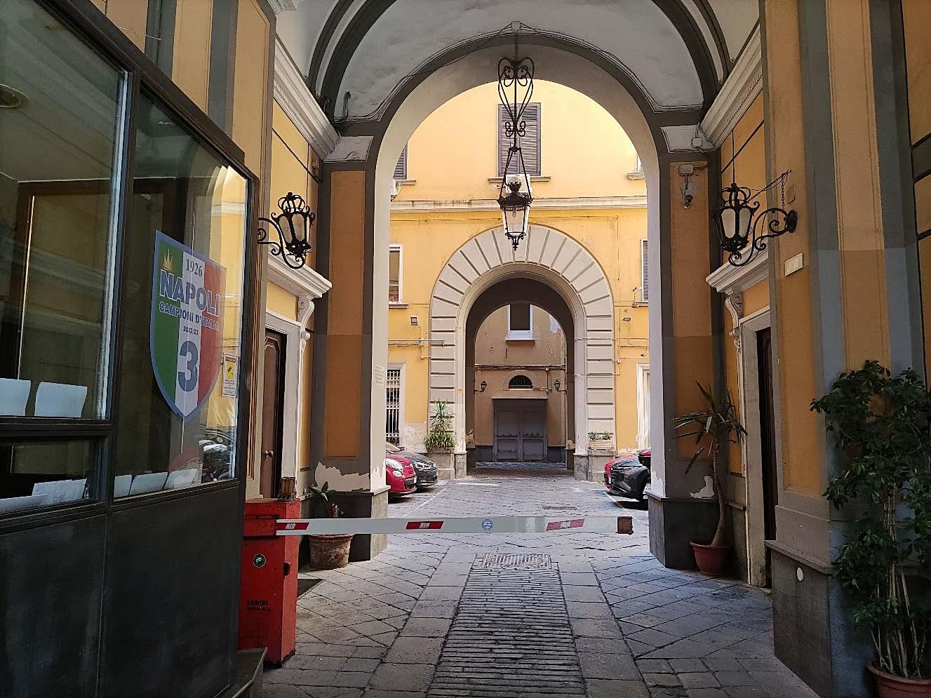 immobile appartamento all'asta in Cso Vittorio Emanuele, 211, 80121 Napoli NA, Italia - 80122 Napoli (NA) - 3