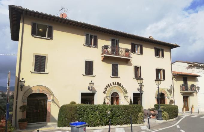 immobile hotel - albergo all'asta in Piazza Vittorio Veneto, 16, 52048 Monte San Savino AR, Italia Monte San Savino, Arezzo - 2