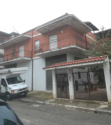 immobile appartamento all'asta in Via Vincenzo Gioberti n 128  - 04022 Fondi (LT) - 1