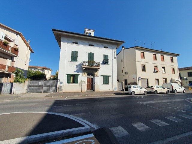 immobile magazzino all'asta in Via A Meucci 66 - 50053 Empoli (FI) - 2
