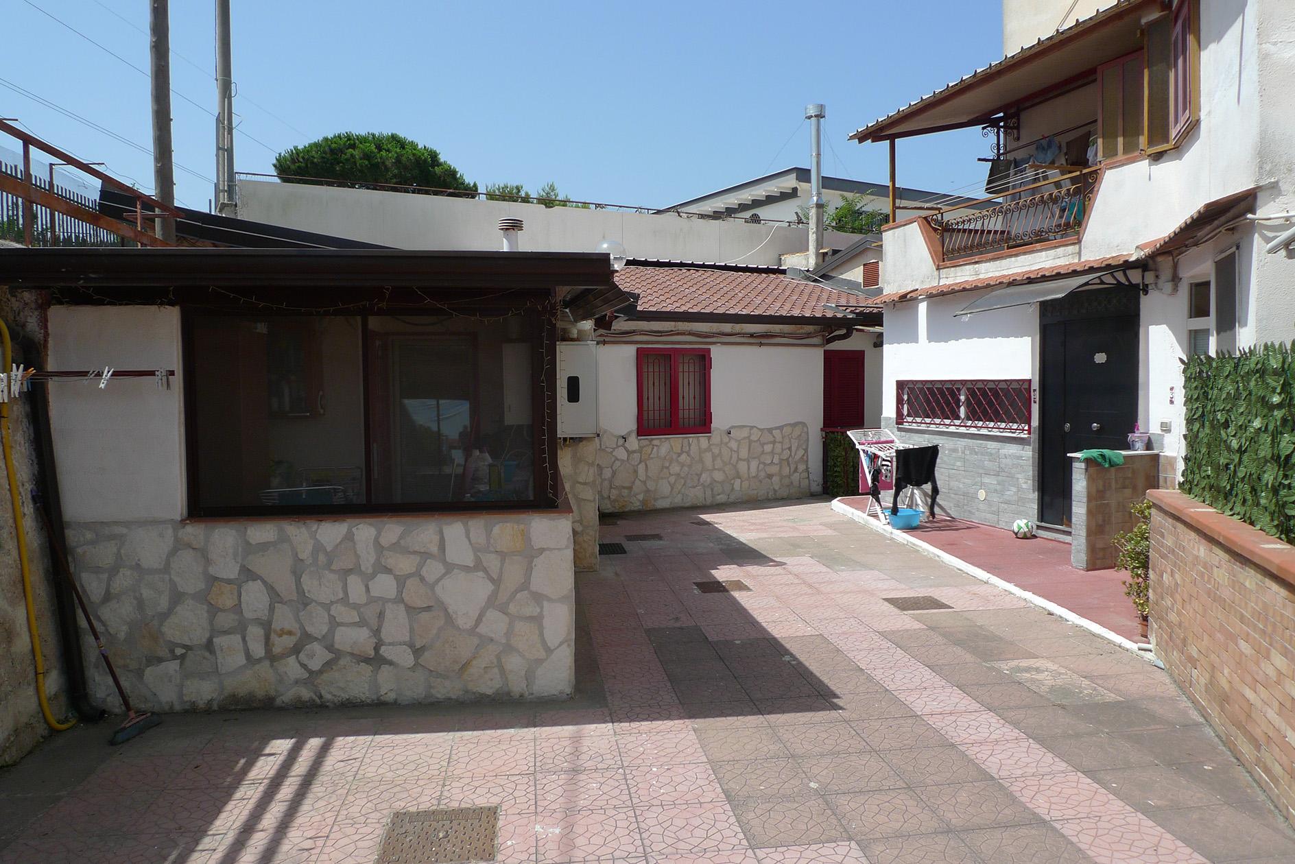 immobile villa all'asta in Via Montenuovo Licola Patria n 105/A - 80078 Pozzuoli (NA) - 4
