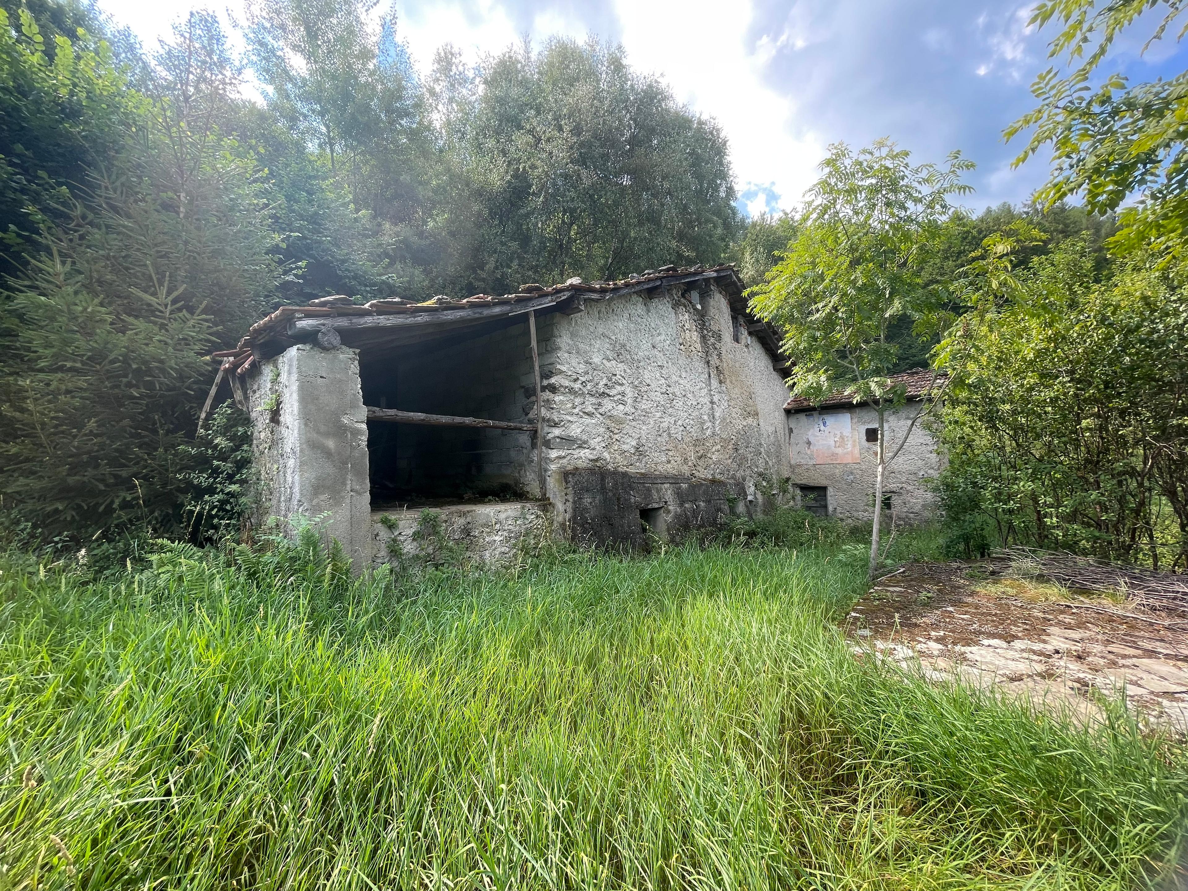 immobile rustico all'asta in Via Gennaro Sora, 25048 Edolo BS, Italia Edolo, Brescia - 1
