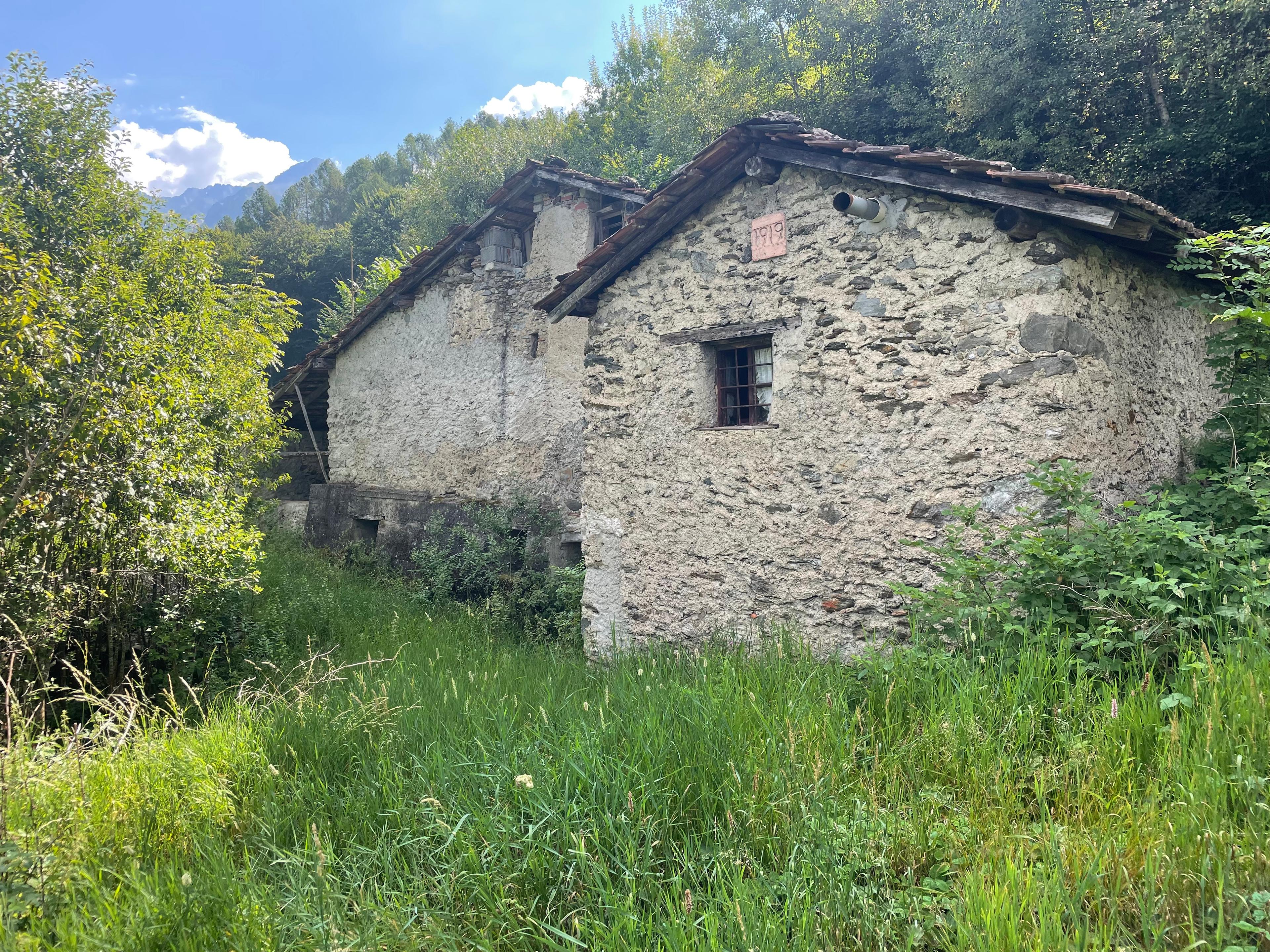 immobile rustico all'asta in Via Gennaro Sora, 25048 Edolo BS, Italia Edolo, Brescia - 3