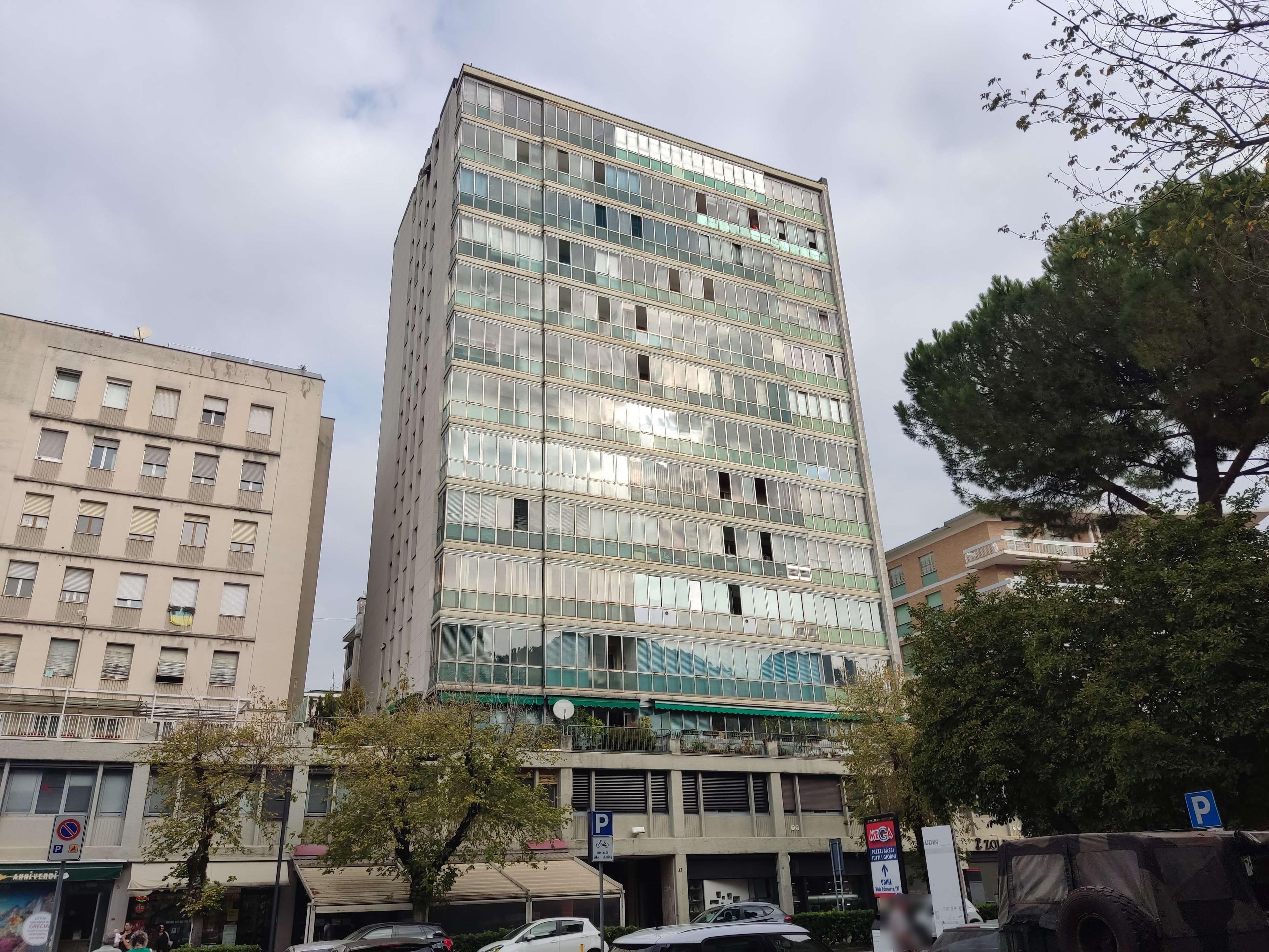 immobile appartamento all'asta in Viale Giacomo Leopardi, 43/C - 33100 Udine (UD) - 1