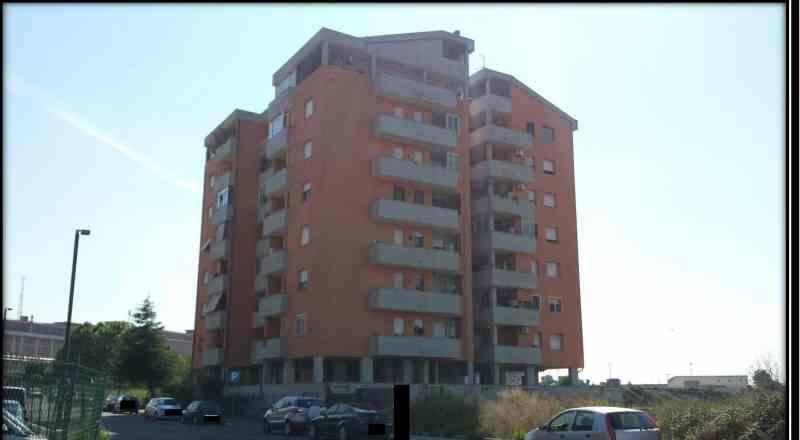 immobile appartamento all'asta in Viale delle Arti, 22, 00071 Pomezia RM, Italia Pomezia, Roma - 1