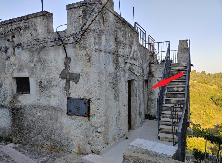 immobile appartamento all'asta in Via Casale 33-36-40 - 71018 Vico del Gargano (FG) - 3