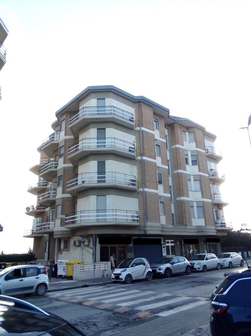 immobile appartamento all'asta in Via della Liberazione, 22, 00048 Nettuno RM, Italia Nettuno, Roma - 1