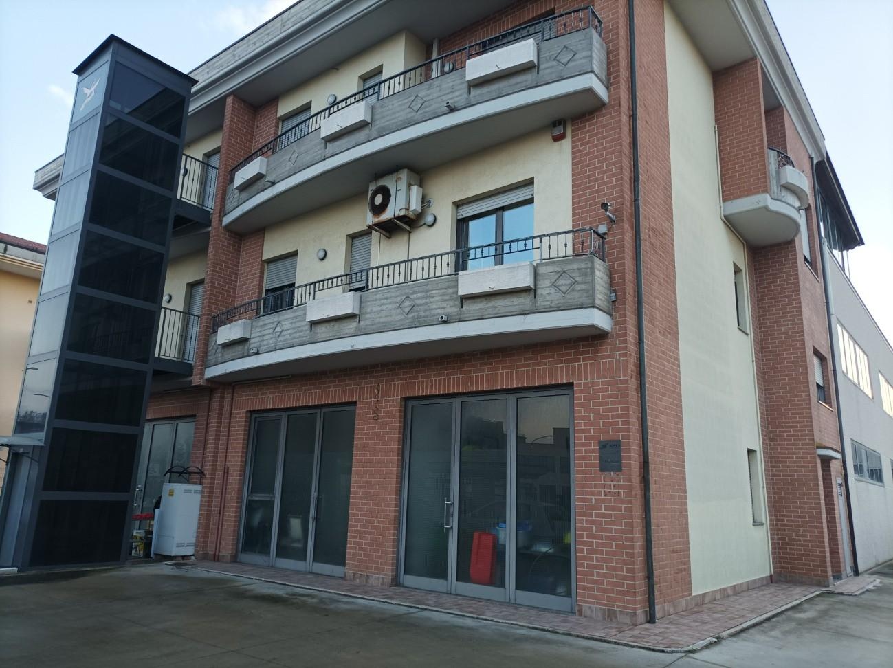 immobile laboratorio all'asta in Via Mulino del Gioco, 12, 65013 Città Sant'Angelo PE, Italia Città Sant'Angelo, Pescara - 5
