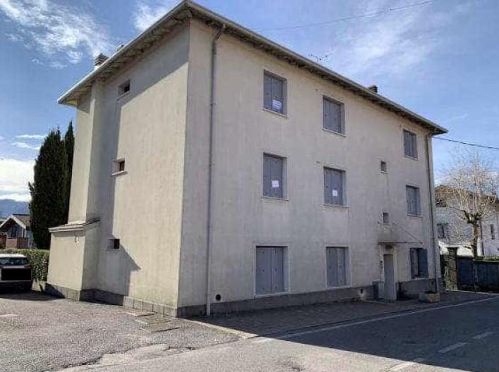 immobile appartamento all'asta in Via Raimondo Ruggeri, 75 - 24020 Casnigo (BG) - 1