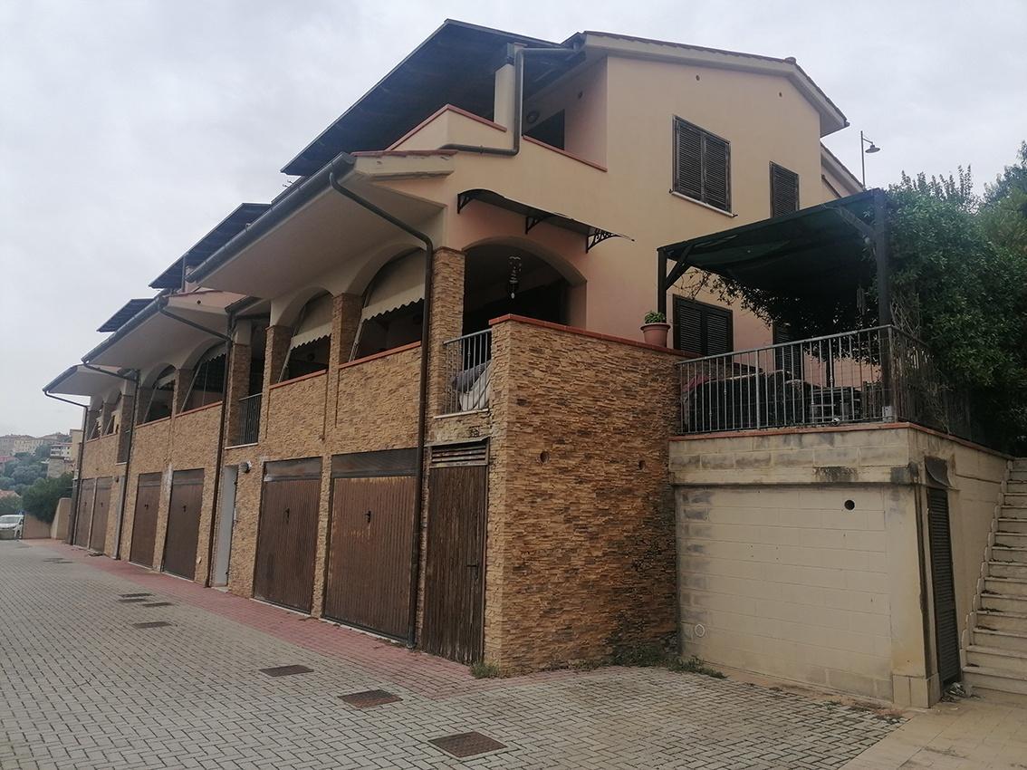 immobile appartamento all'asta in via di Melantea, 10 - 58020 Scarlino (GR) - 1