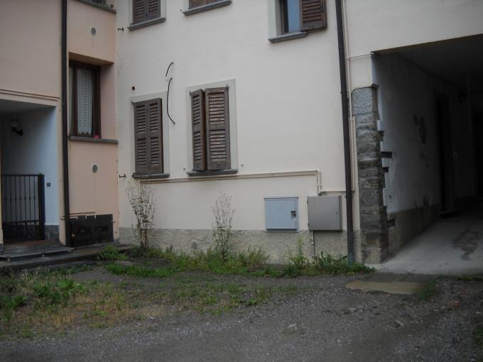 immobile appartamento all'asta in Via S Protaso 7 - 20045 Besana in Brianza (MB) - 2