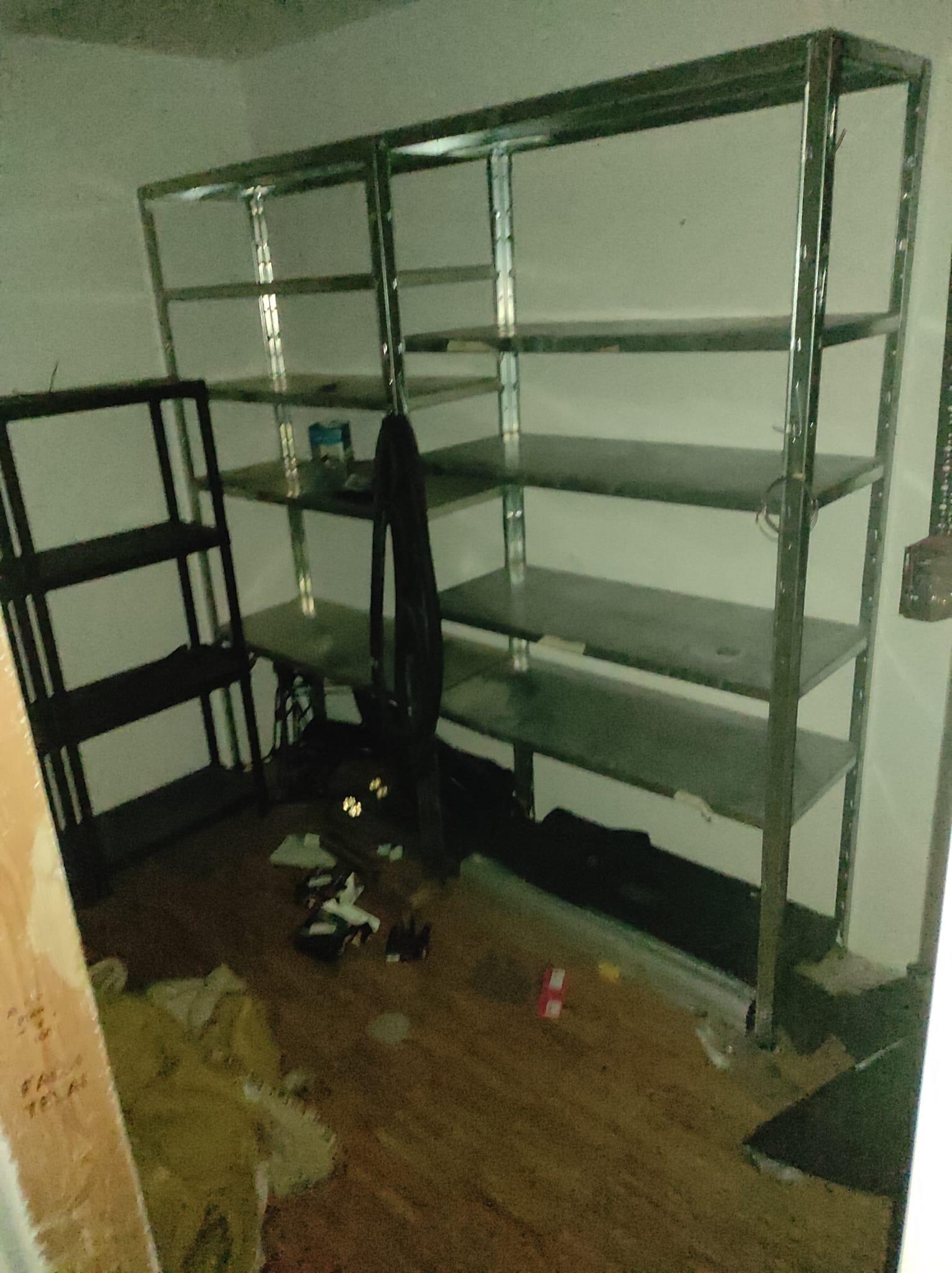 immobile negozio all'asta in VIA MILANO N 36 - 20833 Giussano, Monza e della Brianza - 5