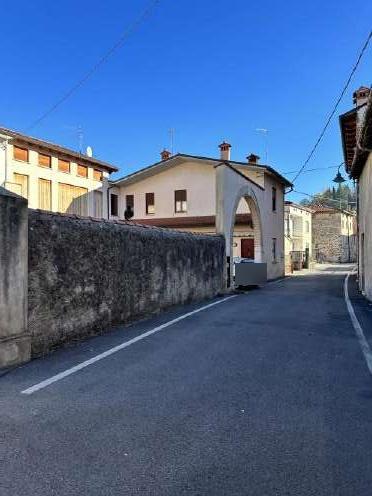 immobile casa singola all'asta in Via Benedetto Croce 16 - 36010 Chiuppano (VI) - 1
