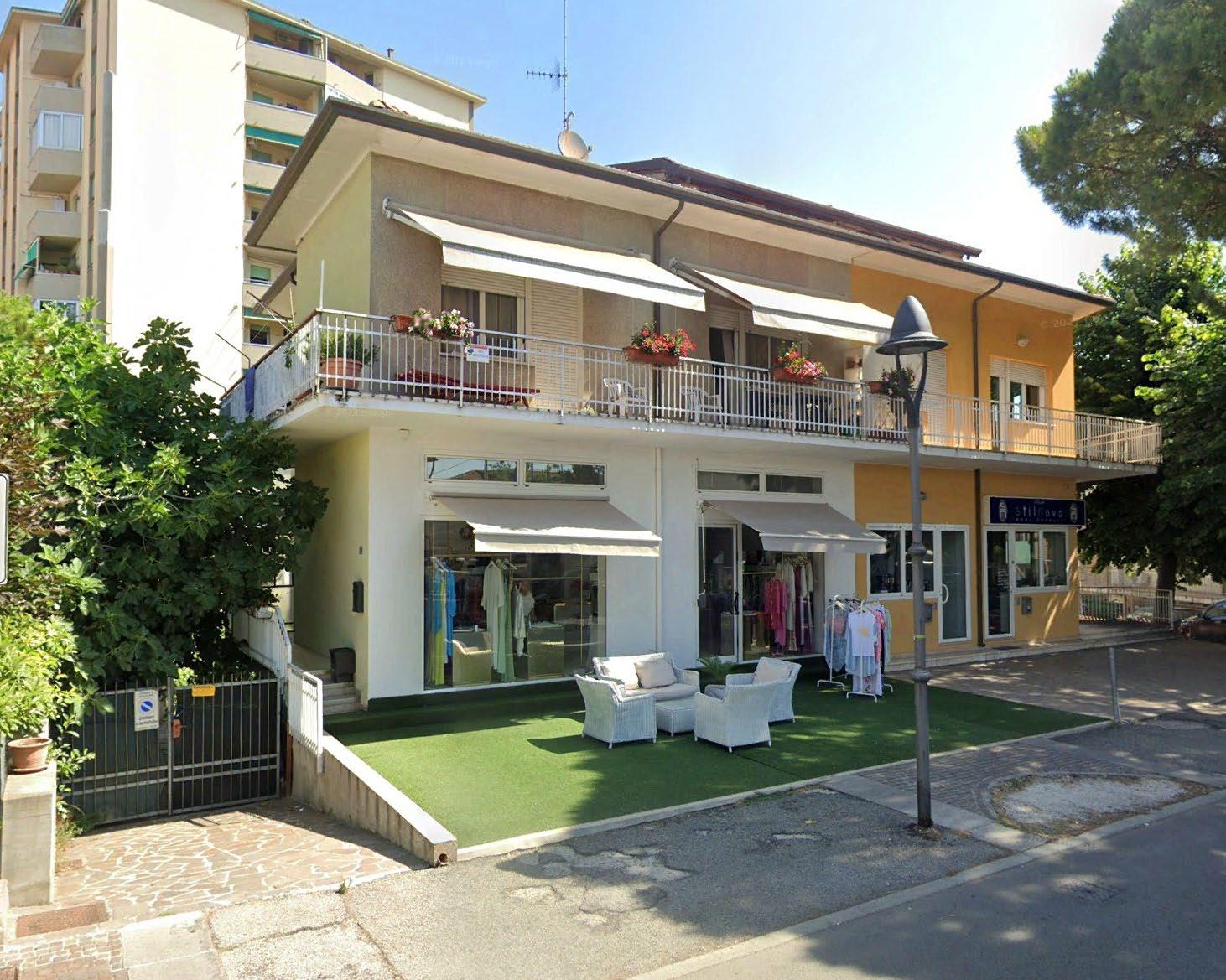 immobile negozio all'asta in Corso Fratelli Cervi, 311 - 47838 Riccione (RN) - 1