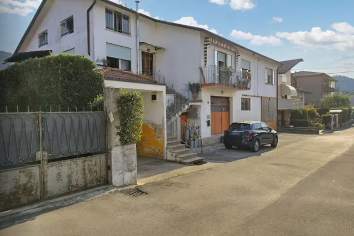 immobile appartamento all'asta in via san lazzaro, n 63 - 63a - 36073 Cornedo Vicentino (VI) - 1