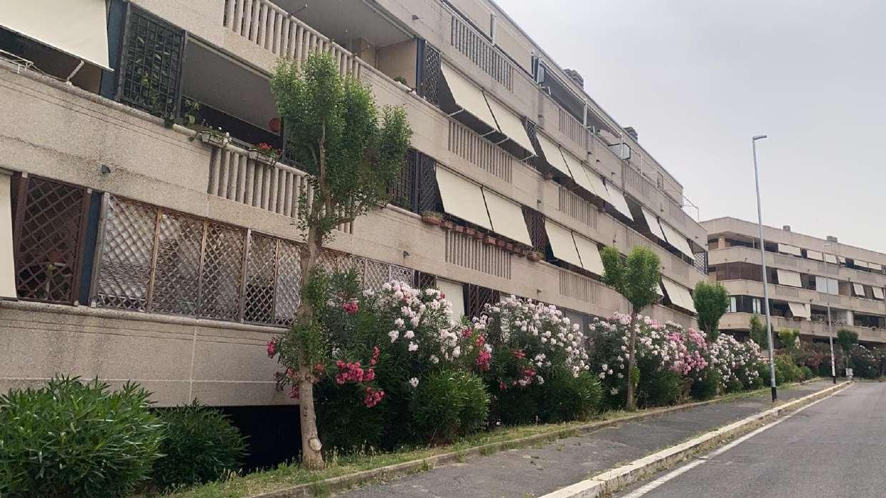 immobile appartamento all'asta in Via Mario Carotenuto, 68, 00125 Roma RM, Italia Roma, Roma - 2