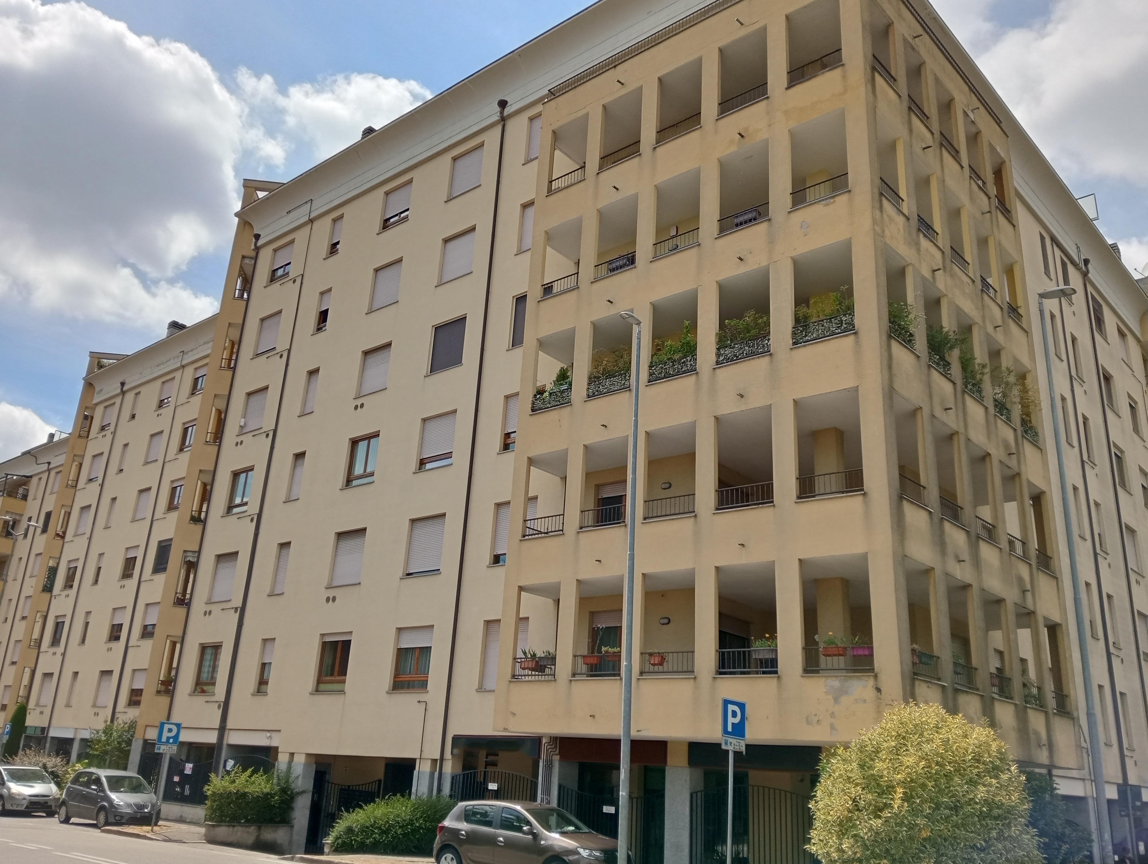 immobile appartamento all'asta in Via Bernardino Ferni - 21013 Gallarate (VA) - 2