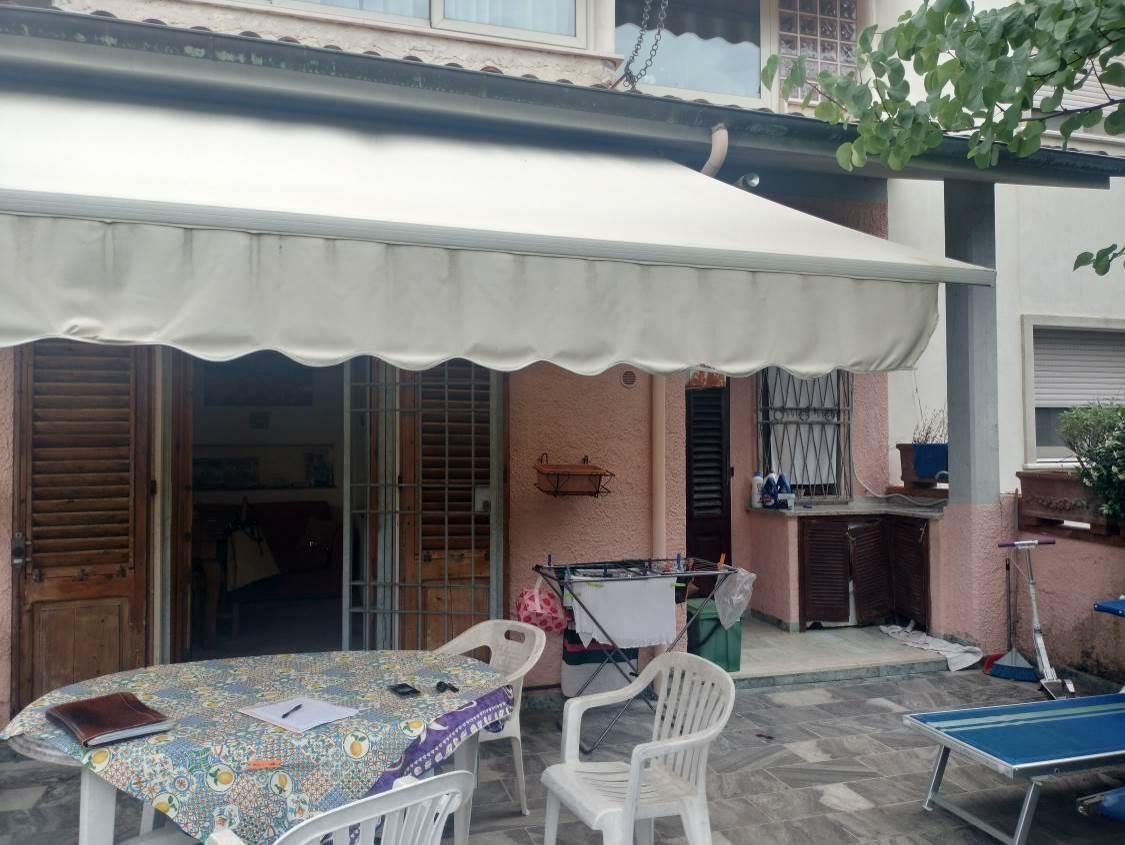 immobile appartamento all'asta in Via M Buonarroti n 82 - 55041 Camaiore (LU) - 5