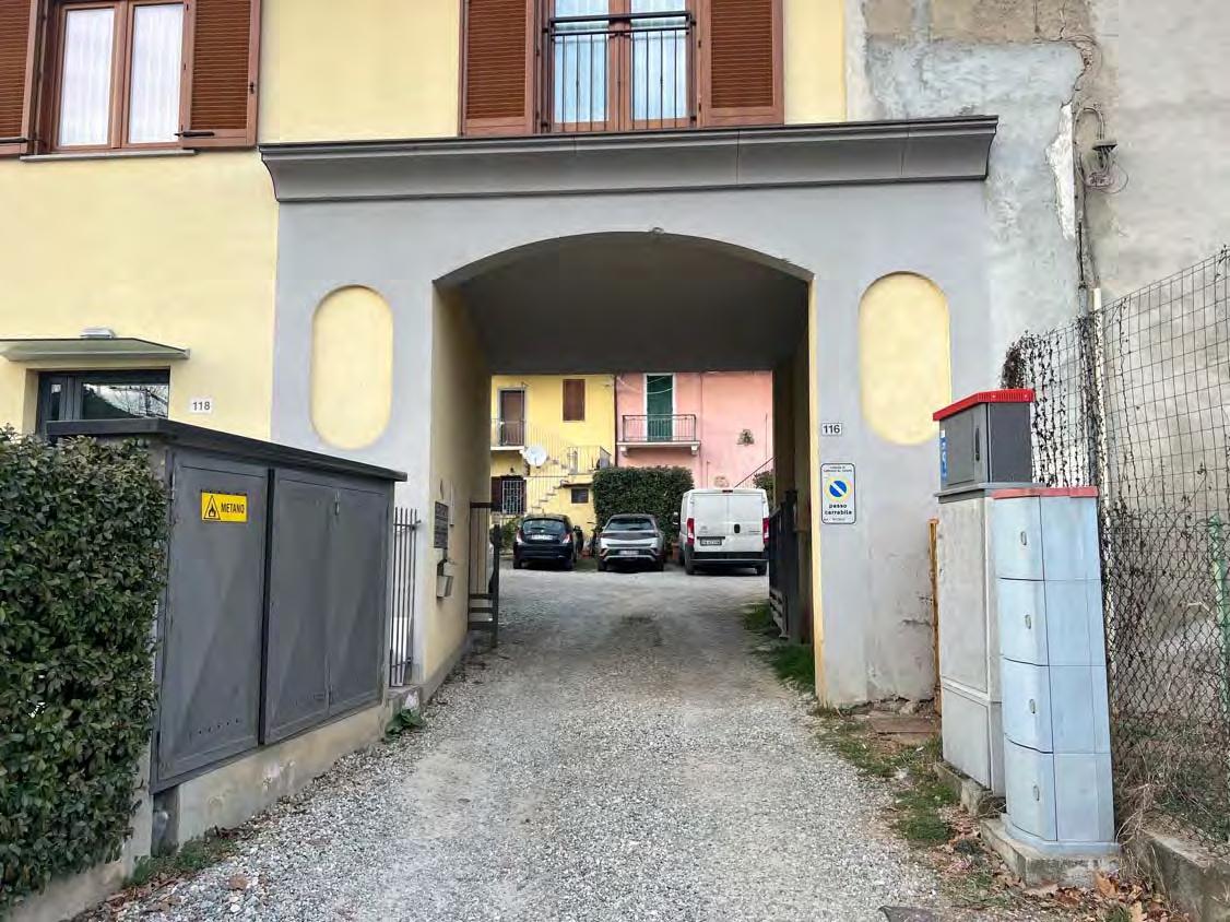 immobile appartamento all'asta in Via Papa Giovanni XXIII 116 - 21010 Cardano al Campo (VA) - 1