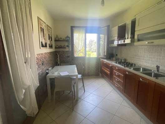 immobile appartamento all'asta in Via San Francesco d'Assisi 6 - 20034 Giussano (MB) - 4