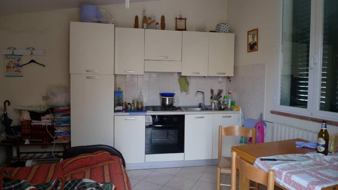 immobile ufficio all'asta in VIA SAN SALVATORE - 62021 Apiro (MC) - 2