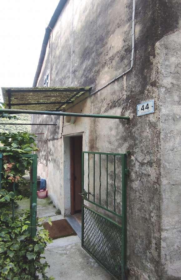 immobile appartamento all'asta in Frazione Montegrazie, Vai Degli Orti 44 - 18100 Imperia (IM) - 2