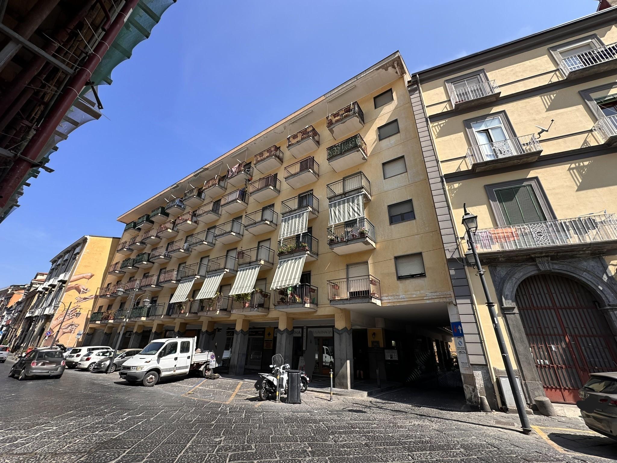 immobile attivita commerciale all'asta in Via Roma, 85, 80054 Gragnano NA, Italia Gragnano, Napoli - 2