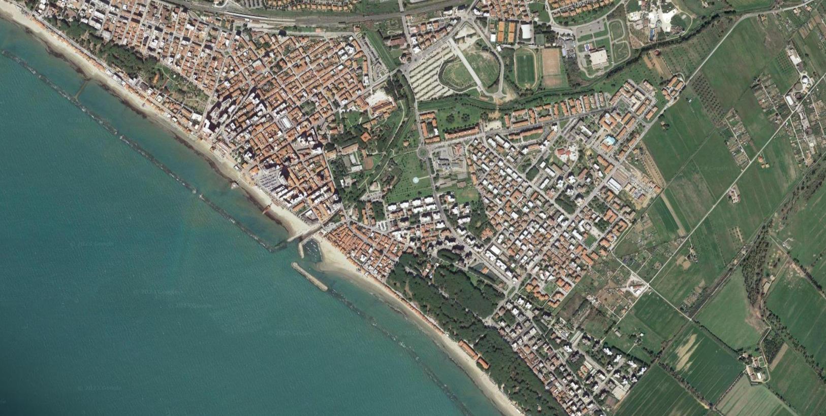 immobile appartamento all'asta in Via Spagna, 16, 58022 Follonica GR, Italia Follonica, Grosseto - 1