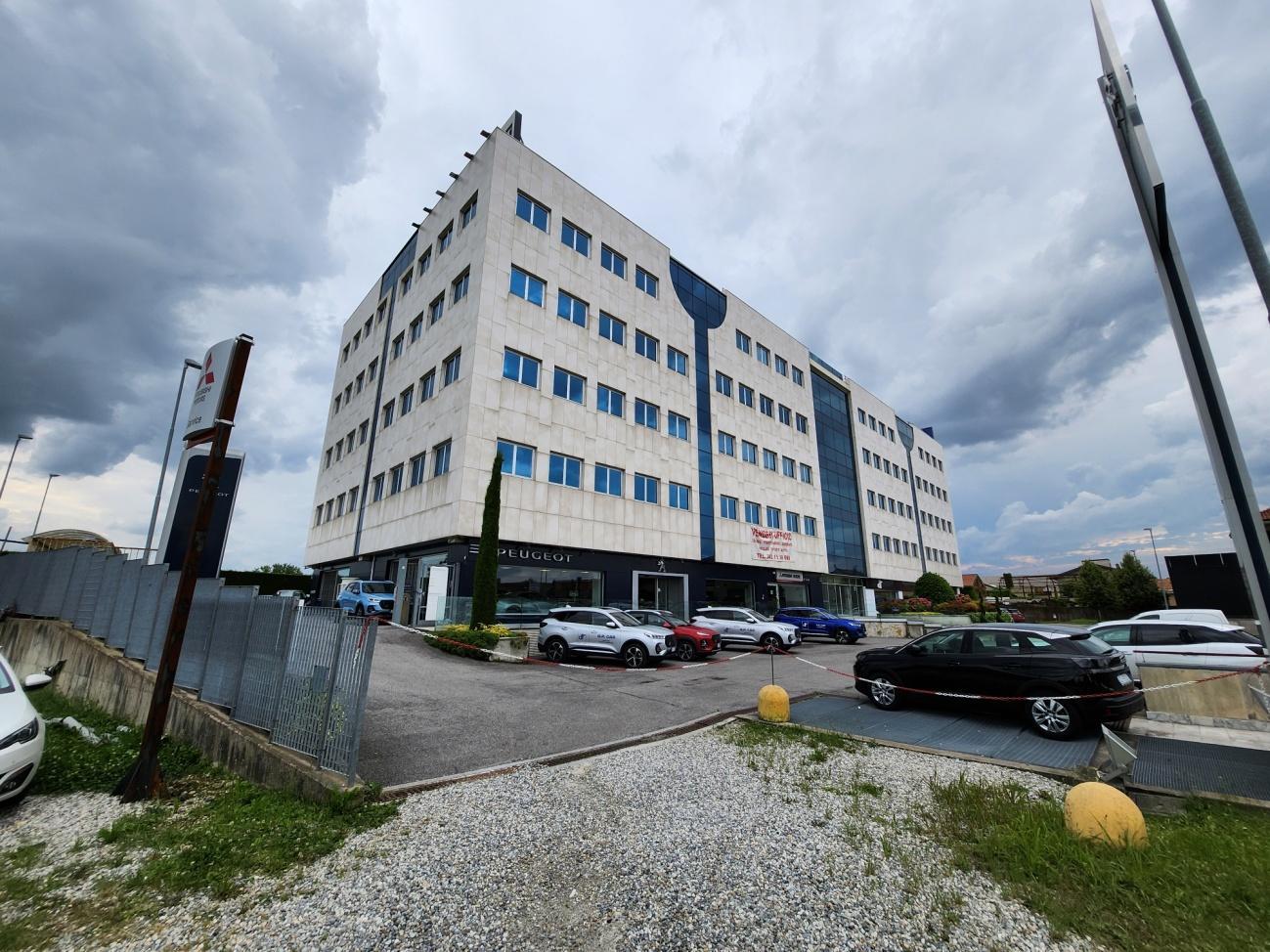 immobile ufficio all'asta in Strada SP 13 MONZA MELZO 70 - 20049 Concorezzo (MB) - 4