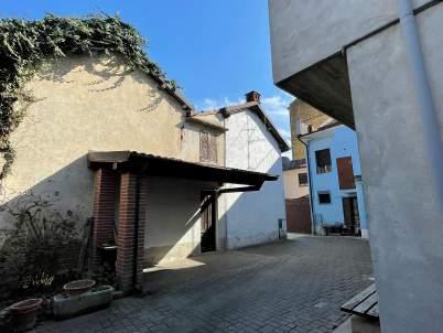 immobile appartamento all'asta in Via Santa Maria 36 catastalmente Via Parini 6D - 27026 Garlasco (PV) - 3