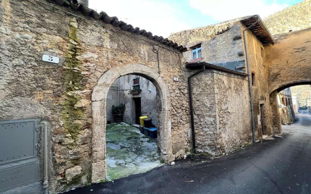immobile rustico all'asta in Via Leoni, 5 - 02015 Cittaducale (RI) - 3