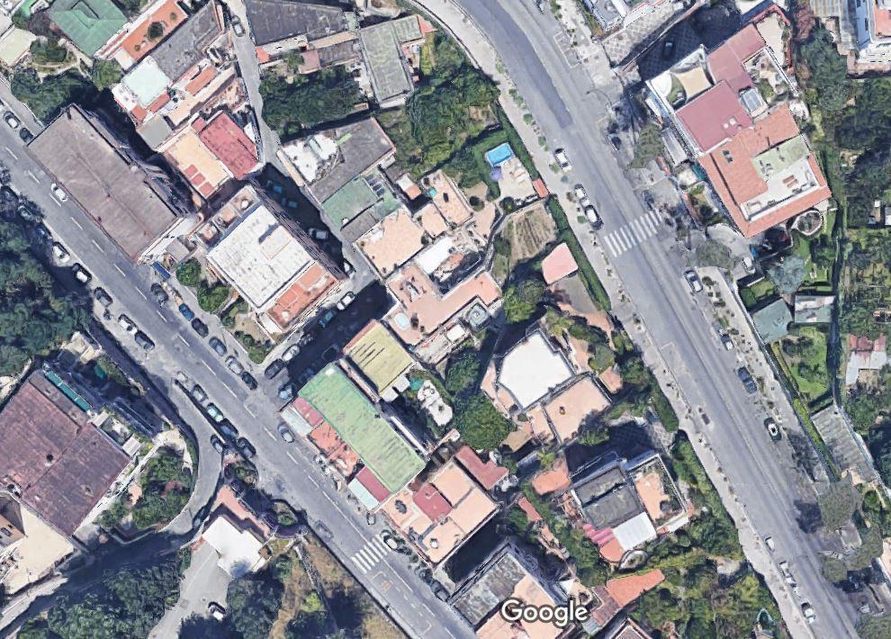 immobile negozio all'asta in viale Privato De Martino n22 - Napoli (NA) - 1