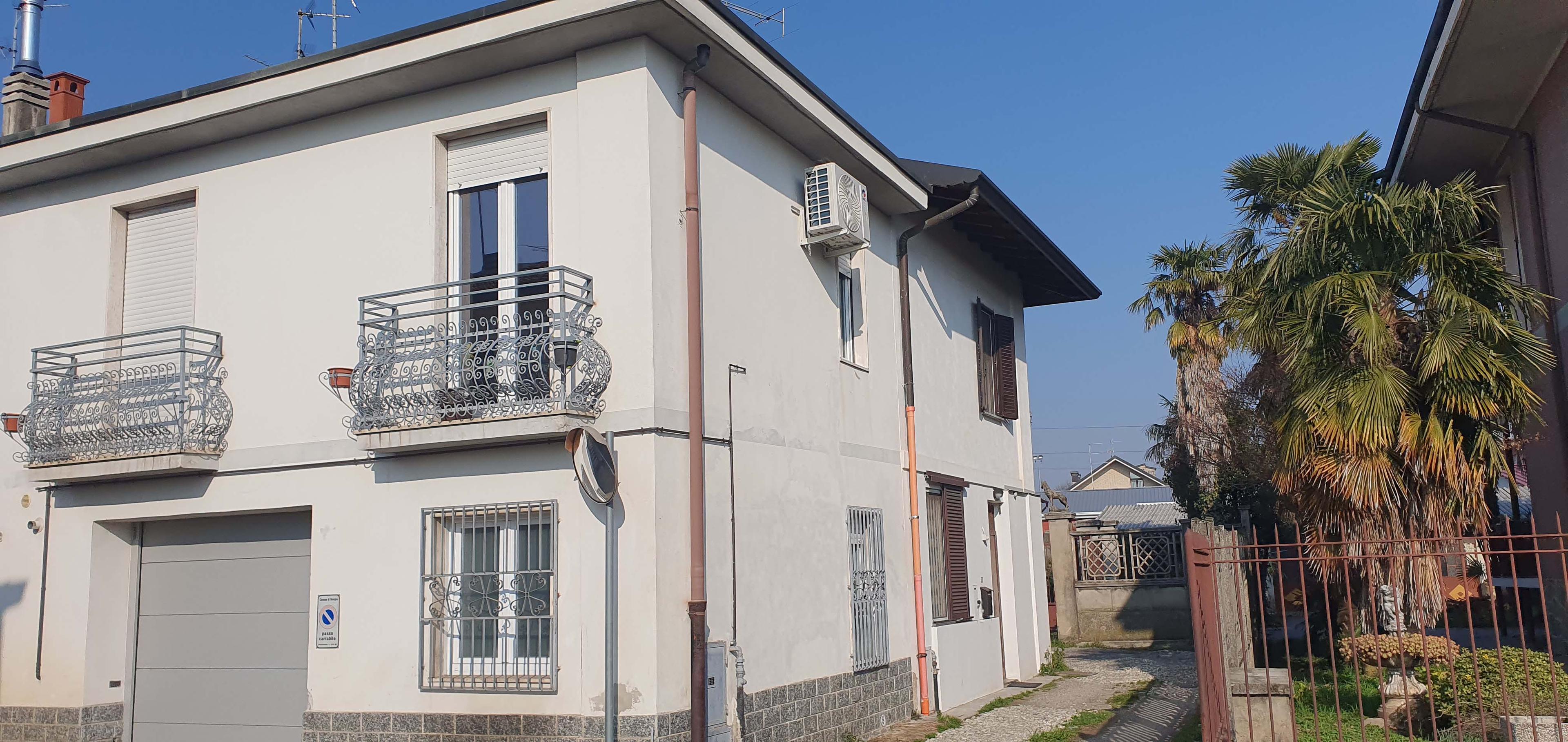 immobile appartamento all'asta in Quartiere San Carlo, Via Borromeo 37 - 20831 Seregno (MB) - 1