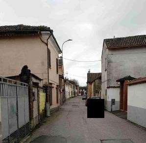 immobile appartamento all'asta in Via Risorgimento 15-19 - 27030 Zeme (PV) - 4