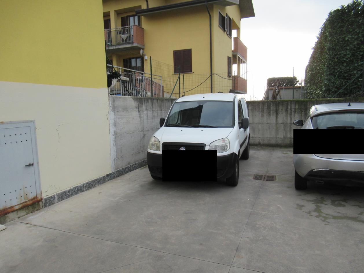 immobile posto auto all'asta in Via Arturo Toscanini - nel complesso condominiale Le Pervinche 42 - 27010 Ceranova (PV) - 5
