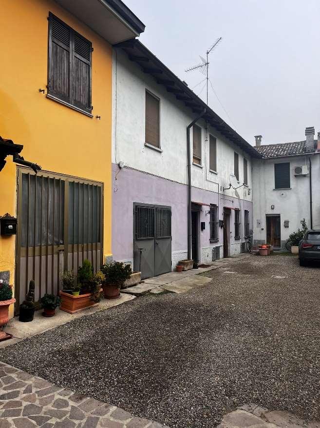 immobile appartamento all'asta in Via manzoni 56/B - 26867 Somaglia (LO) - 2